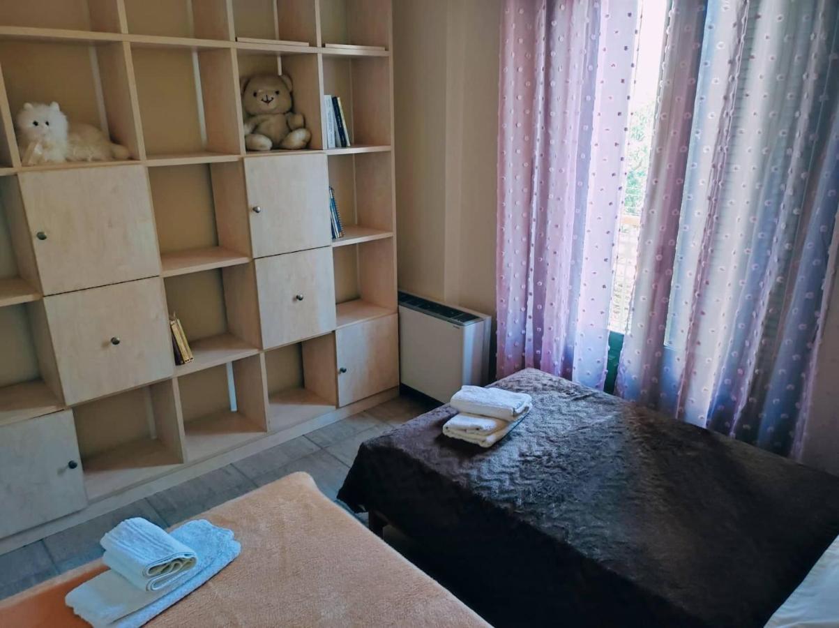 Nefeli City Apartments Pátra Eksteriør bilde