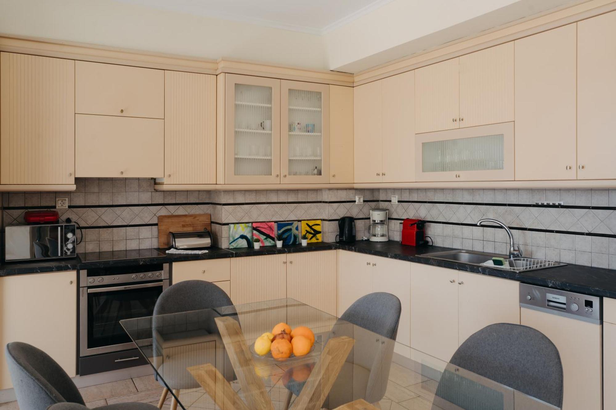 Nefeli City Apartments Pátra Eksteriør bilde