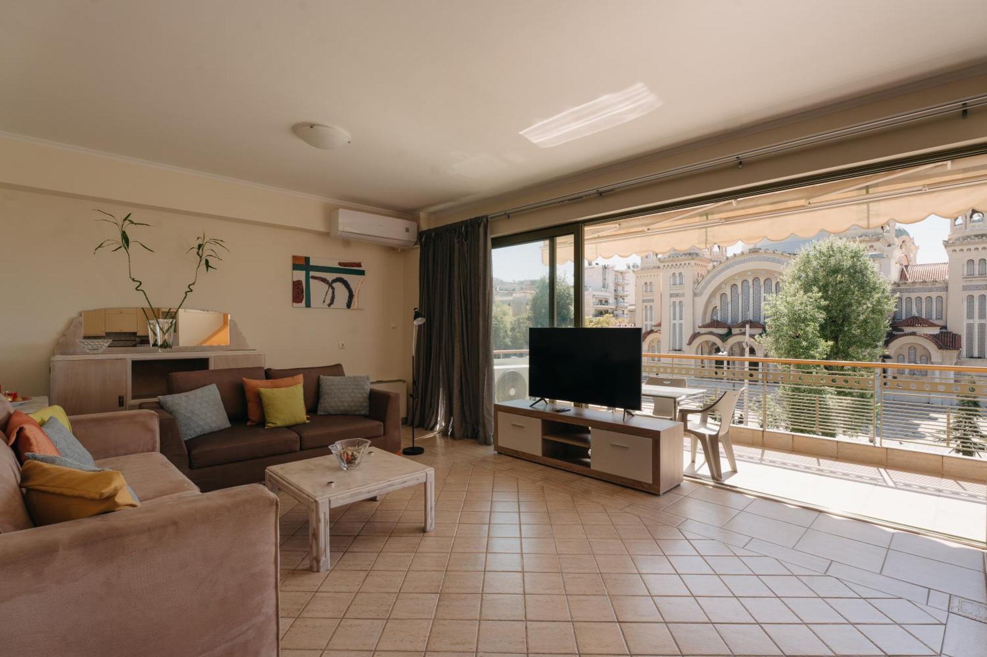Nefeli City Apartments Pátra Eksteriør bilde