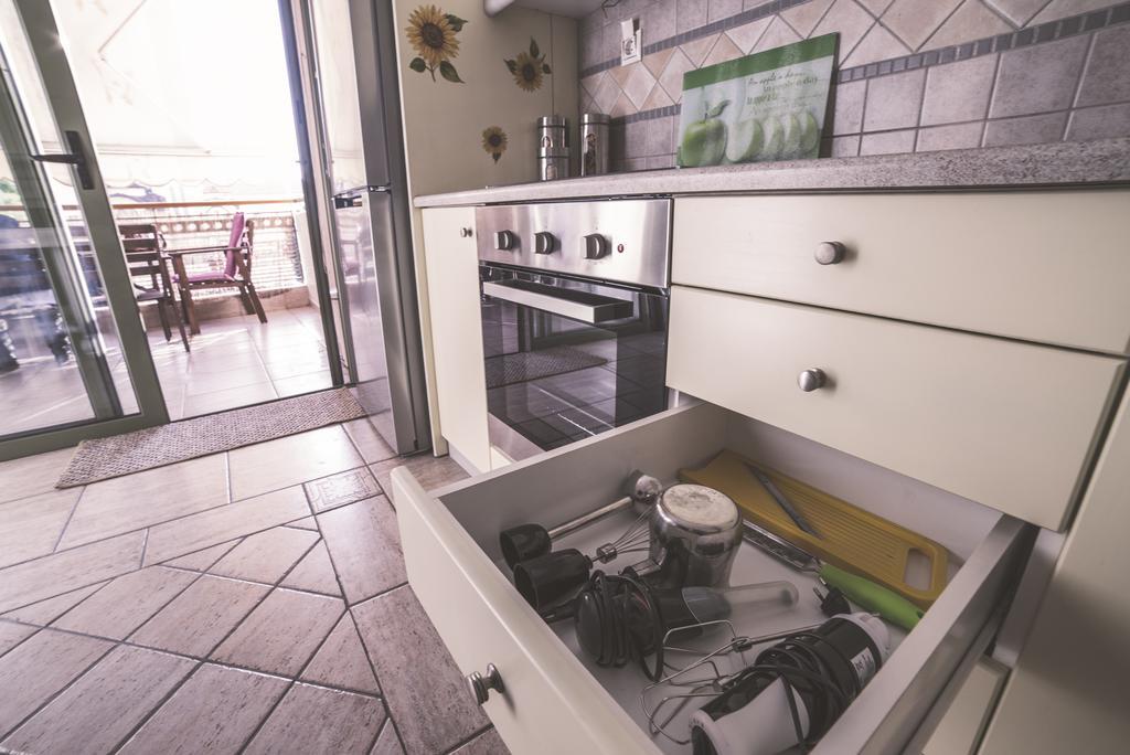 Nefeli City Apartments Pátra Eksteriør bilde