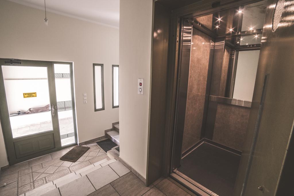 Nefeli City Apartments Pátra Eksteriør bilde