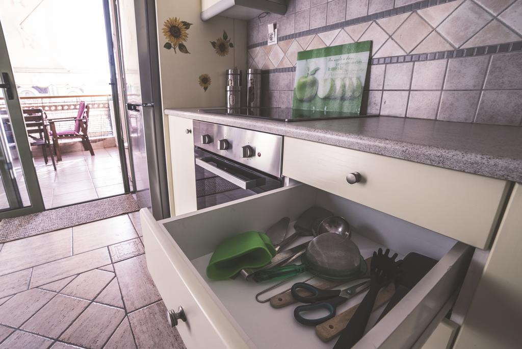 Nefeli City Apartments Pátra Eksteriør bilde